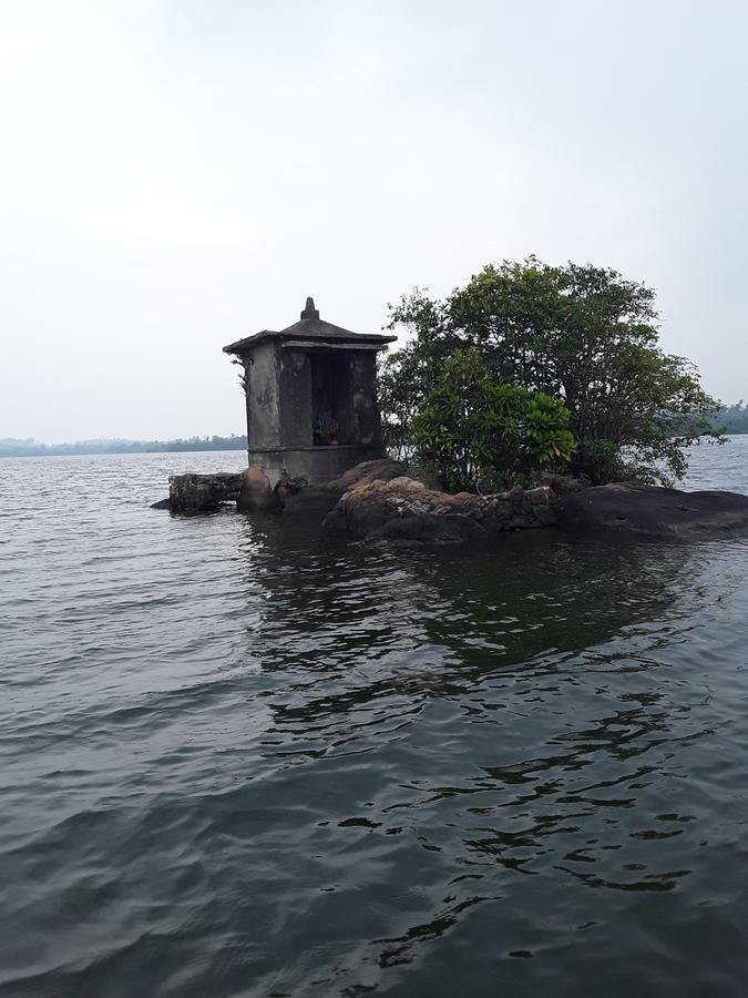 Darshani Hikka Villa Hikkaduwa Buitenkant foto
